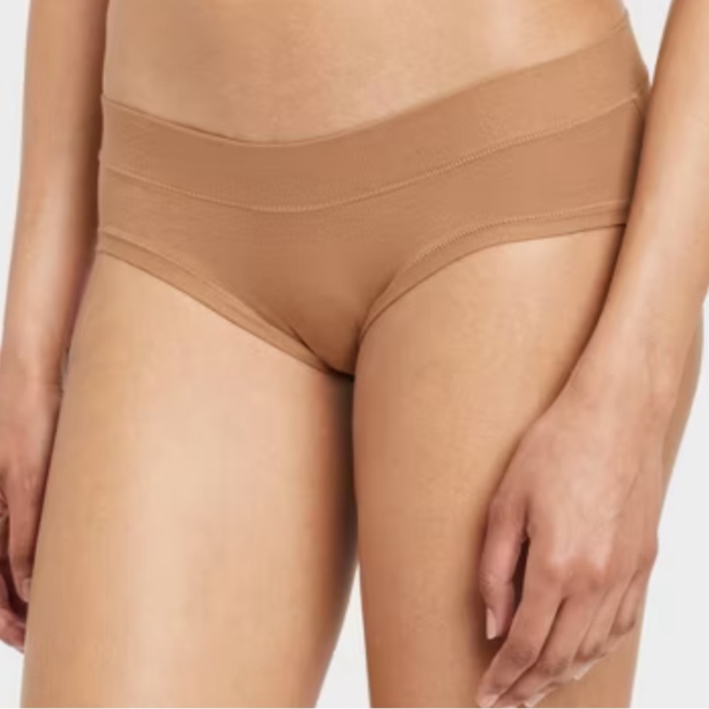 5/$25 Auden Seamless Hipster NWT